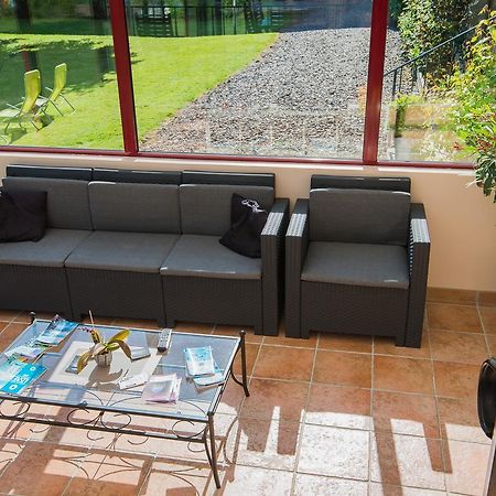 Vila Au Jardin Fleuri Vauxaillon Exteriér fotografie