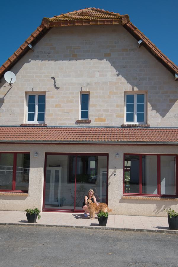 Vila Au Jardin Fleuri Vauxaillon Exteriér fotografie